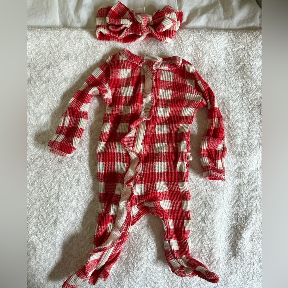 Newborn, 0-3 Holiday prints bundle